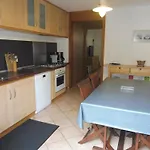 Le Numero 4 ! Nyaraló *