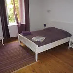Le Numero 4 ! Nyaraló *
